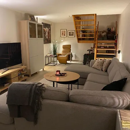 With A View In With 2 Bedrooms Apartment *